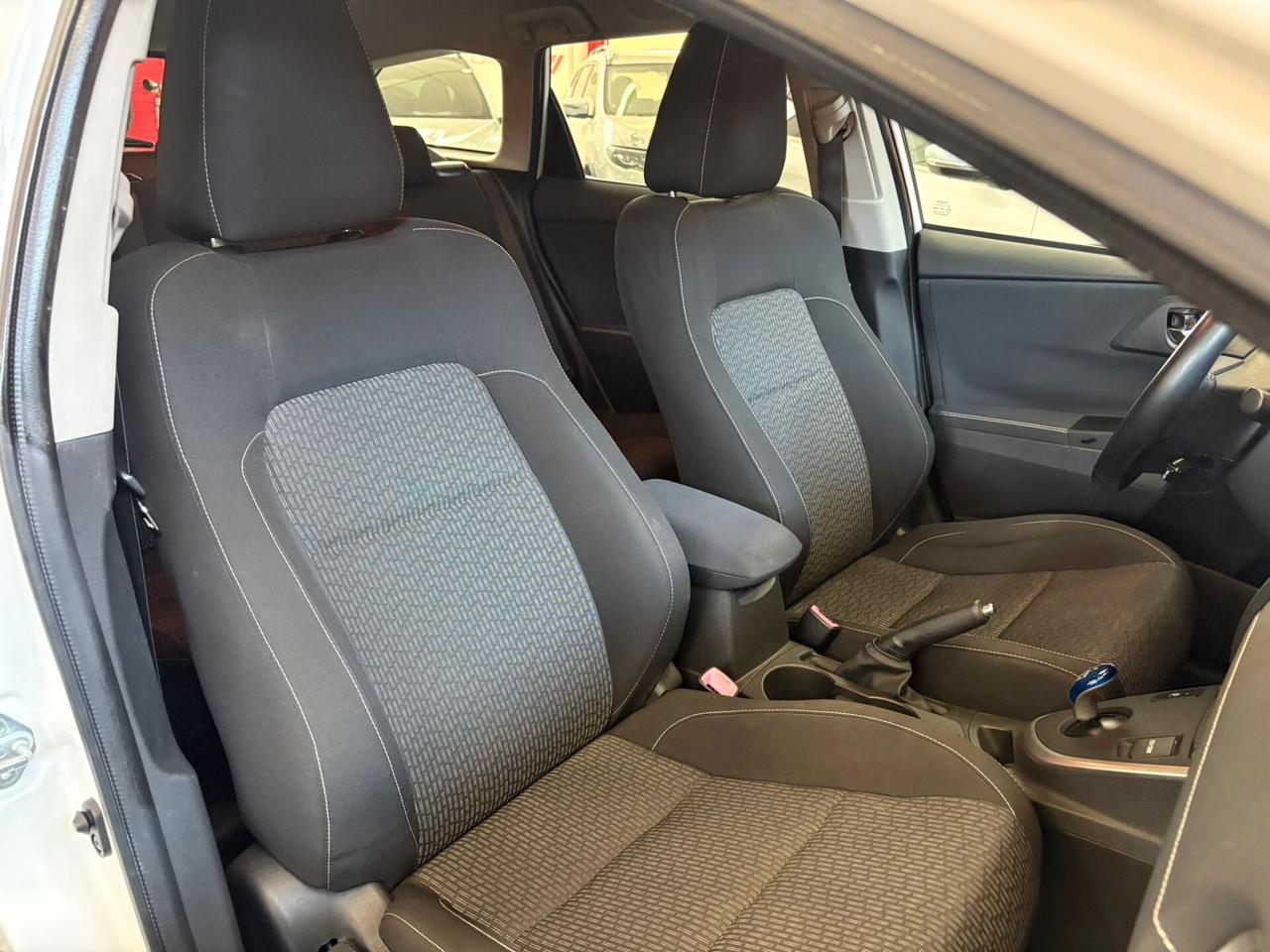 Toyota Auris Touring Sports 1.8 Hybrid Lounge