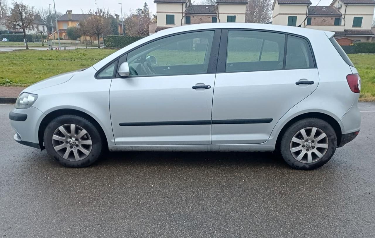 Volkswagen Golf Plus 1.6 16V FSI Sportline