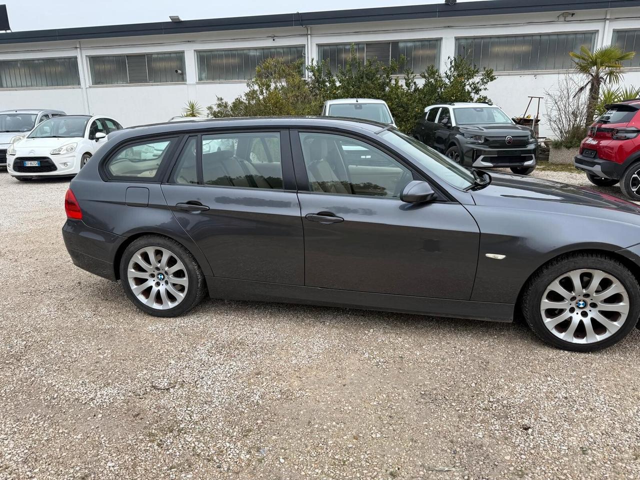 Bmw 320 320d cat Touring Attiva