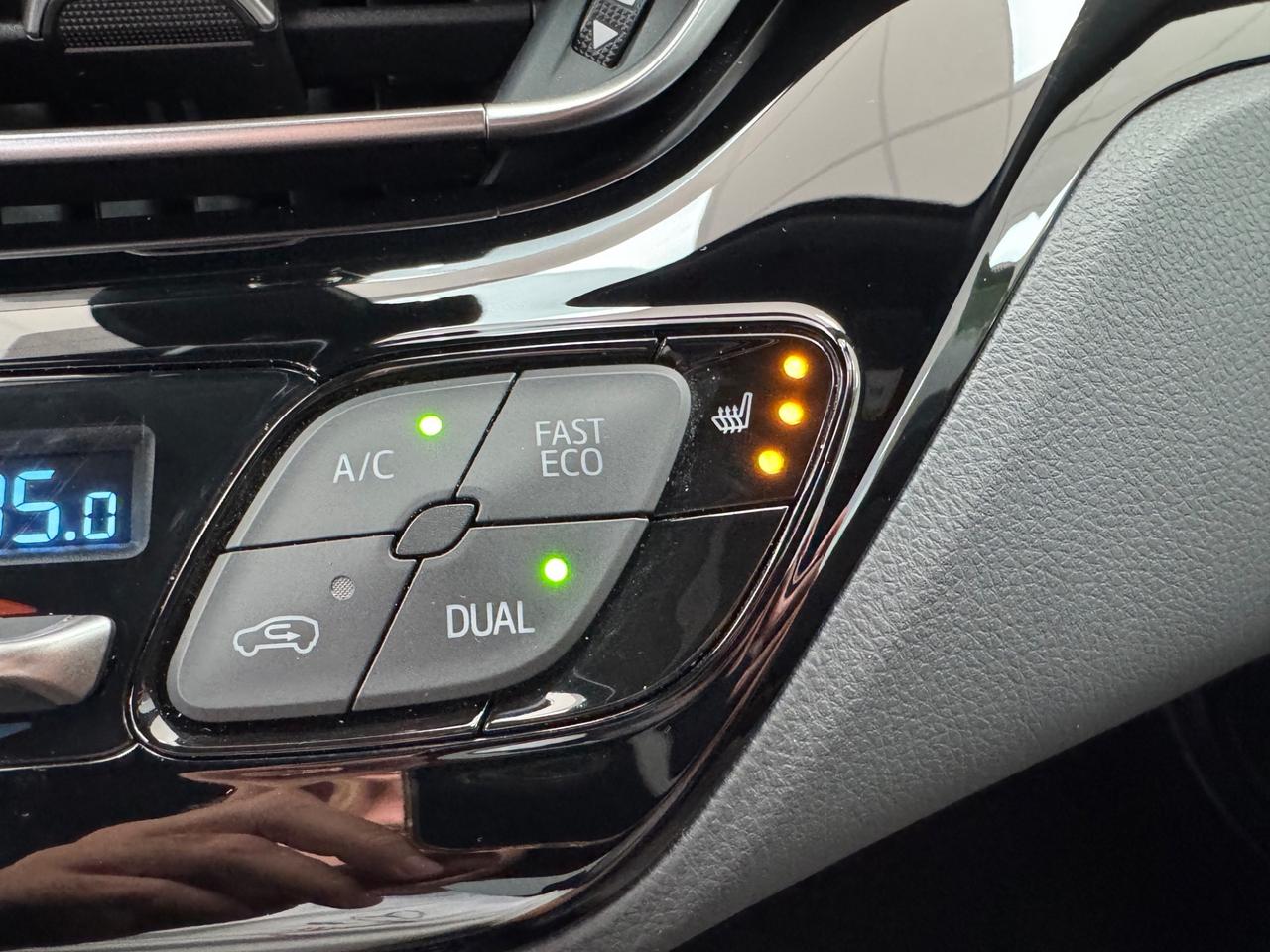 Toyota C-HR 2.0 Hybrid E-CVT Lounge
