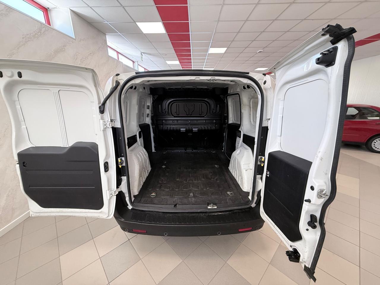 Fiat Doblo 1.6 mjt 105 cv 3 posti euro 6D