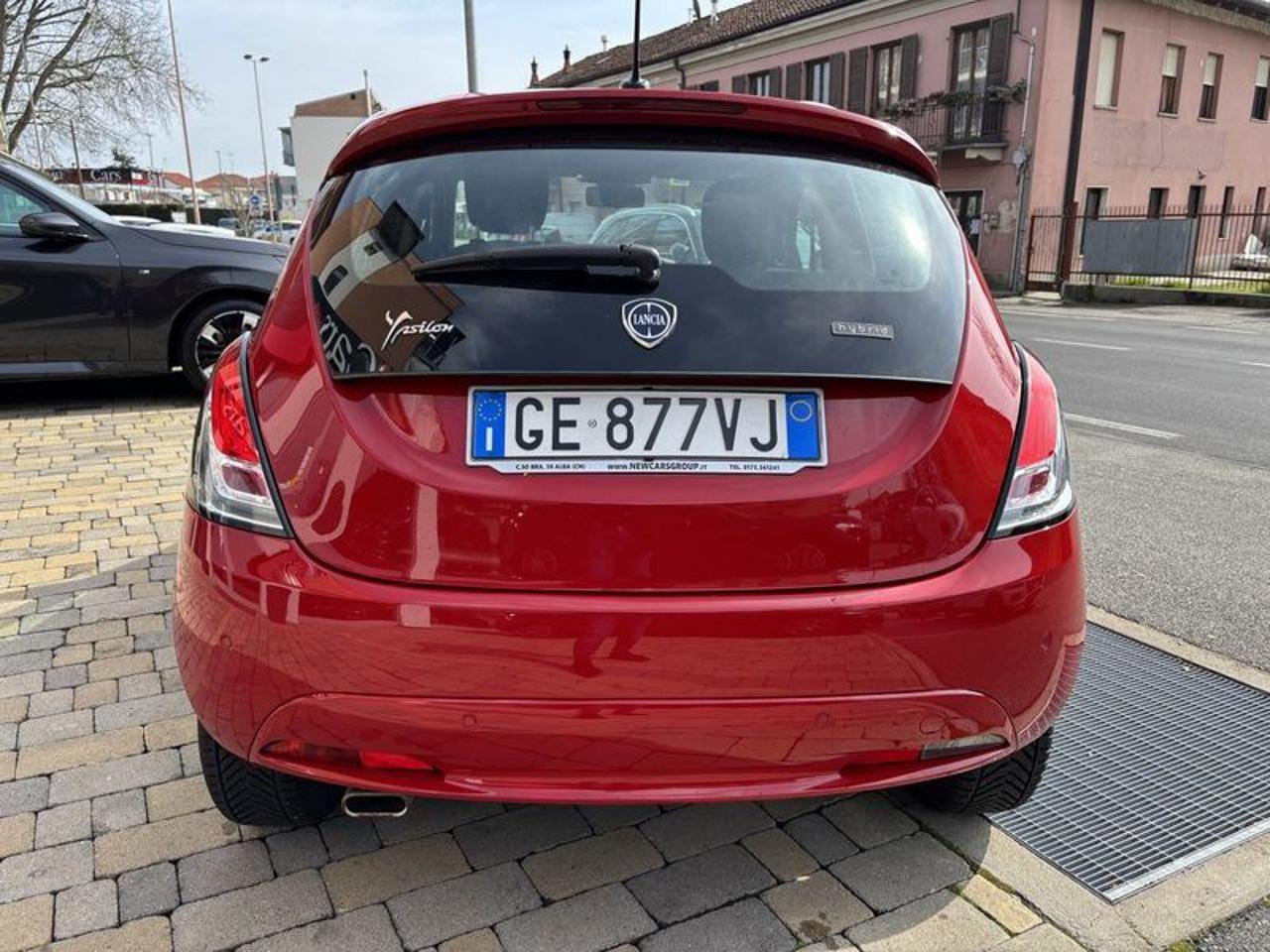 Lancia Ypsilon 1.0 FireFly 5 porte S&S Hybrid Ecochic Gold