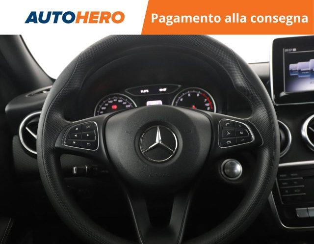 MERCEDES-BENZ A 160 Sport