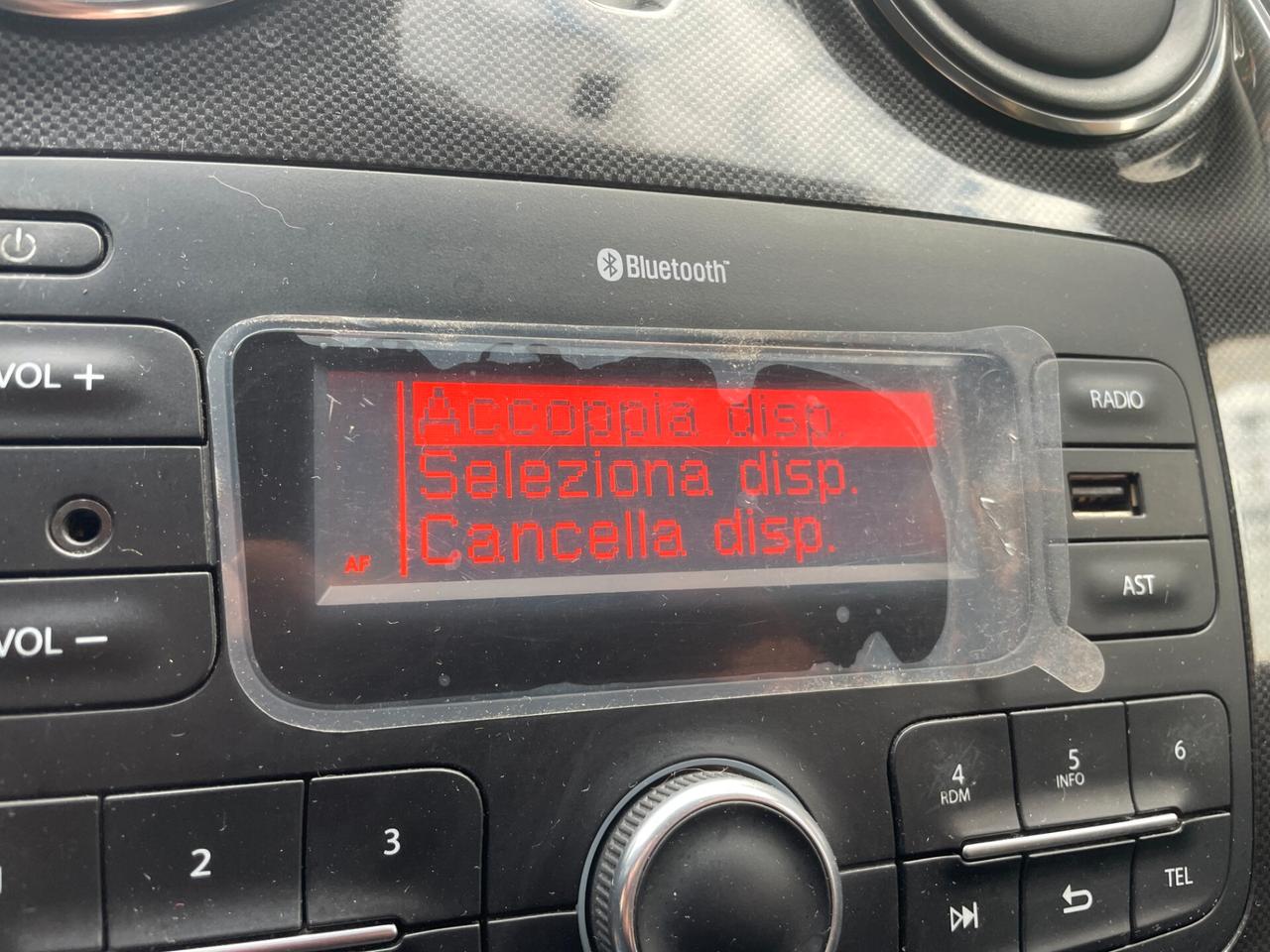 Dacia Sandero UNICO PROPRIETARIO - NEOPATENTATI