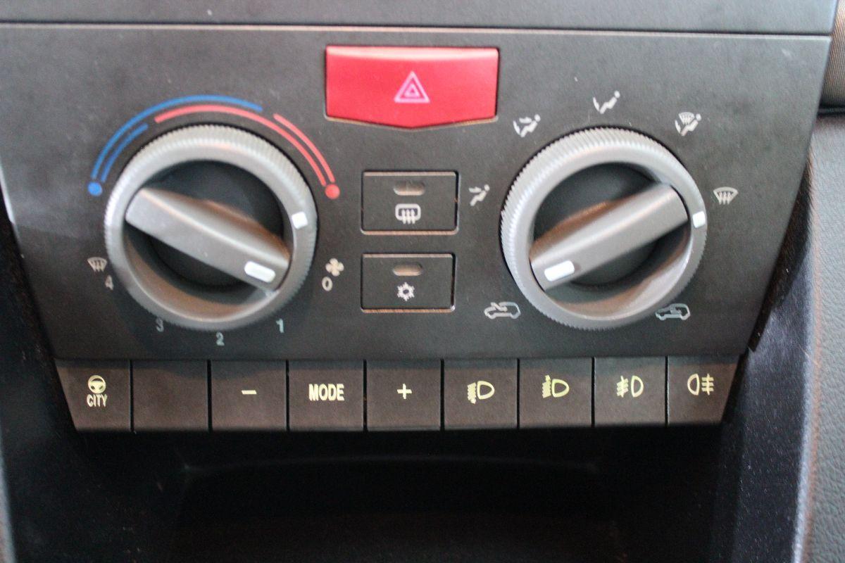 LANCIA - Ypsilon - 1.2 Oro