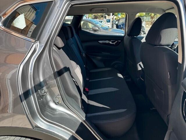 Nissan Qashqai 1.5 dCi 115 CV Business C.Play+Navi+Retrocam.+BT+Pdc