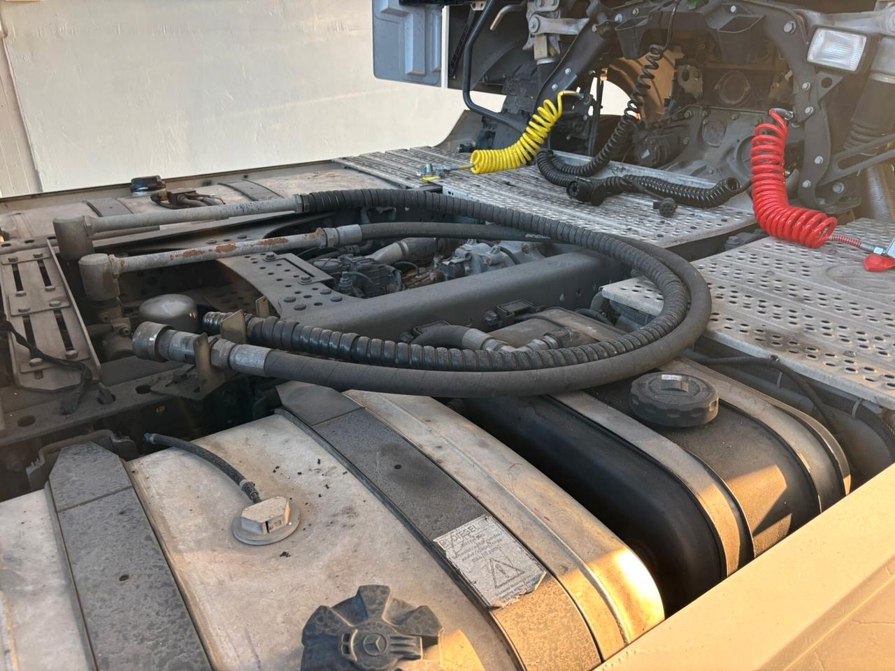 Mercedes Benz 1848 StreamSpace