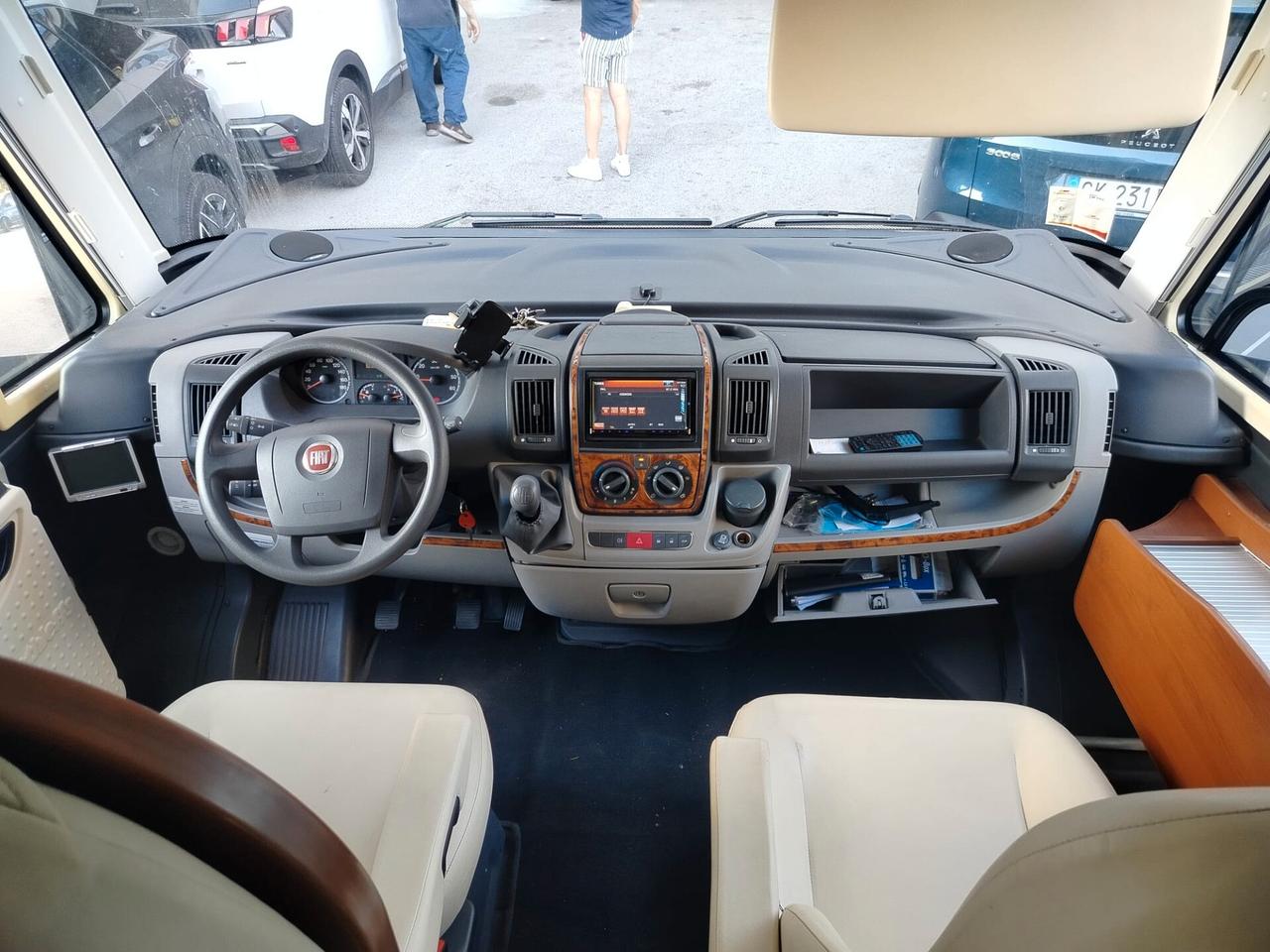 Dethleffs ESPRIT 6 POSTI LETTO E 6 VIAGGIO