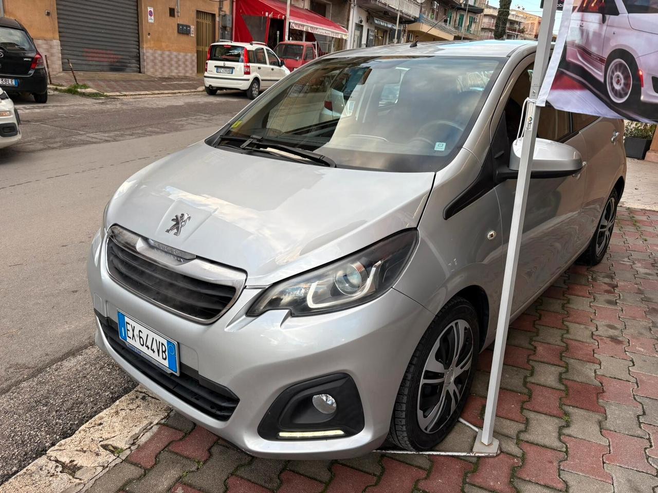 Peugeot 108 PureTech 82 5 porte Active