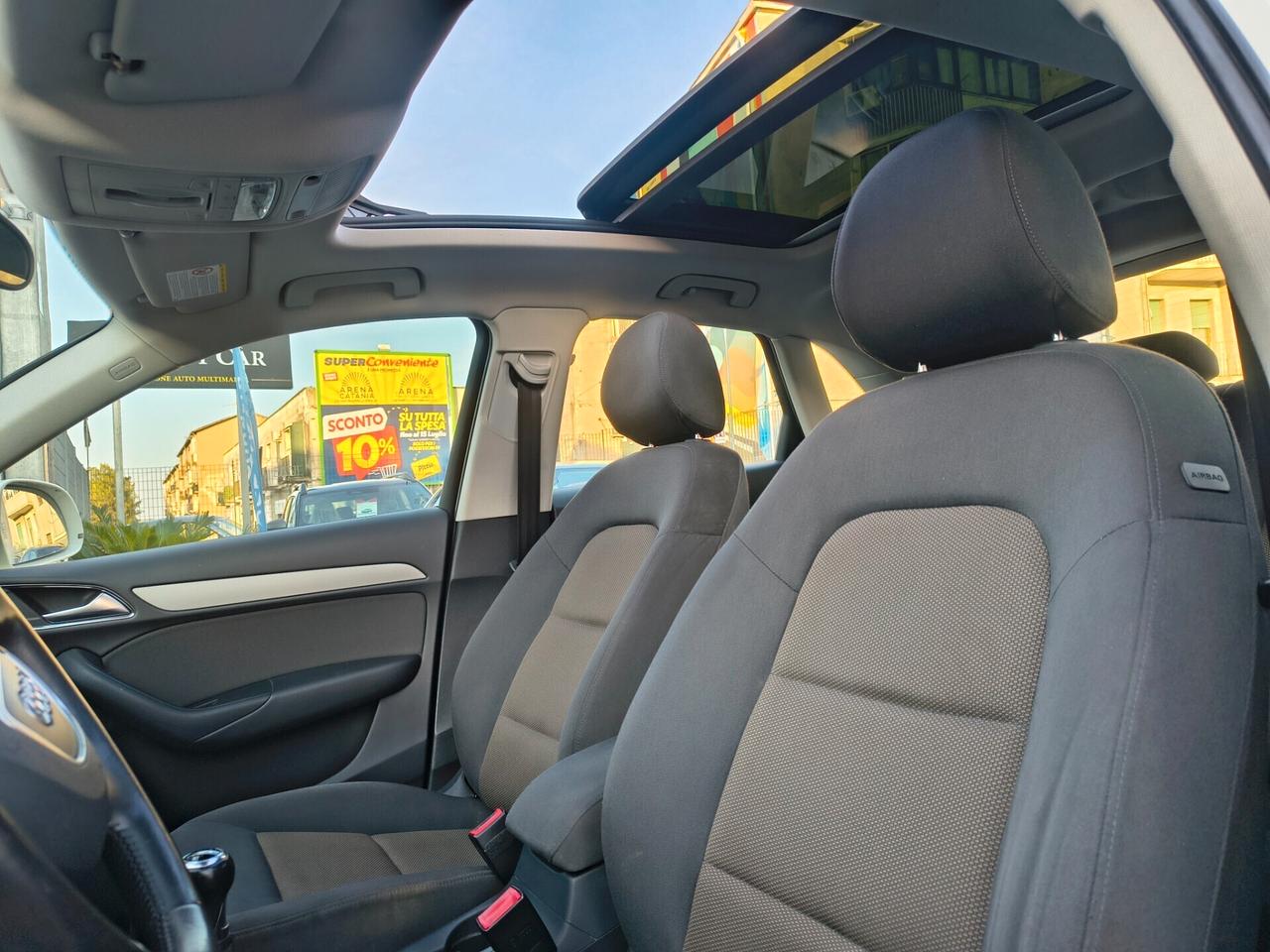 AUDI Q3 2.0 DIESEL TETTO PANORAMICO UNICOPROPRIETA