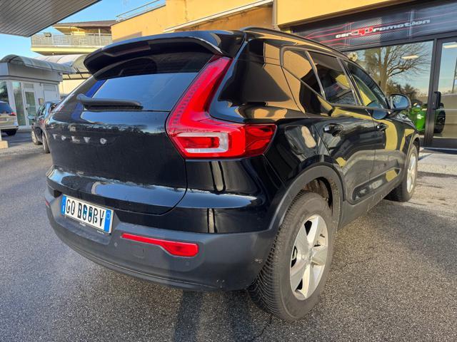 VOLVO XC40 T2 Momentum N1