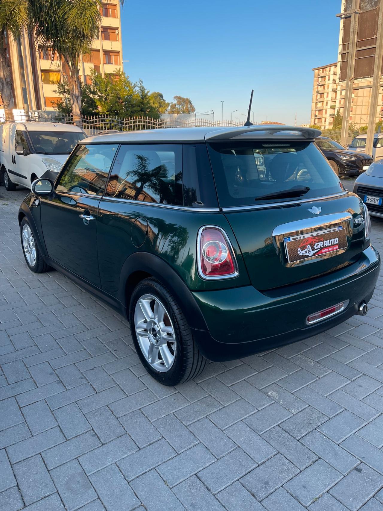 Mini Cooper D Automatica 2.0 112cv