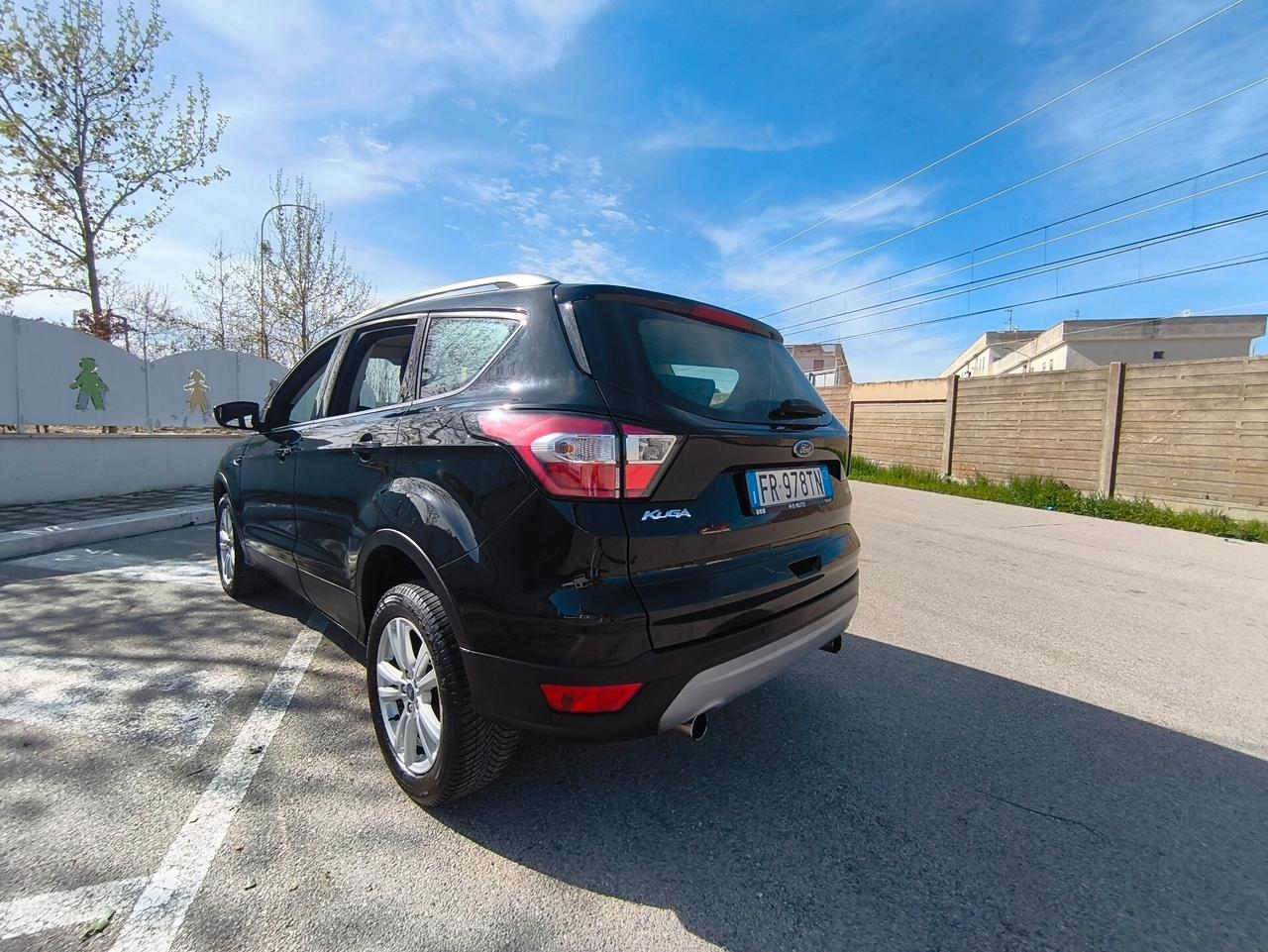 Ford Kuga 1.5 TDCI 120 CV S&S 2WD Titanium