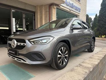 MERCEDES-BENZ GLA 180 d Automatic Business Extra
