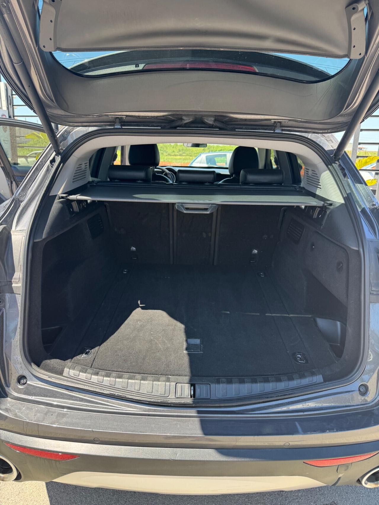 Alfa Romeo Stelvio 2.2 Turbodiesel 180 CV AT8 Q4 Business