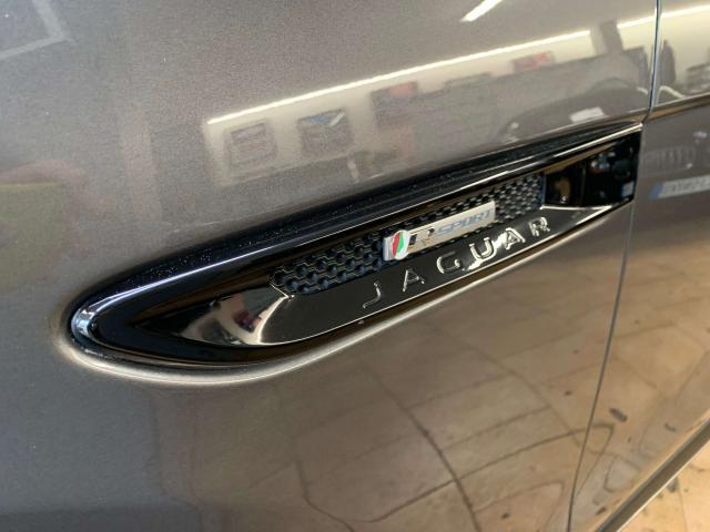 Jaguar F-Pace F-Pace 2.0d R-Sport awd 180cv auto