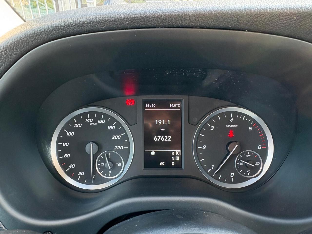 Mercedes-benz Vito 2.0 114 CDI PC Tourer Base Compact