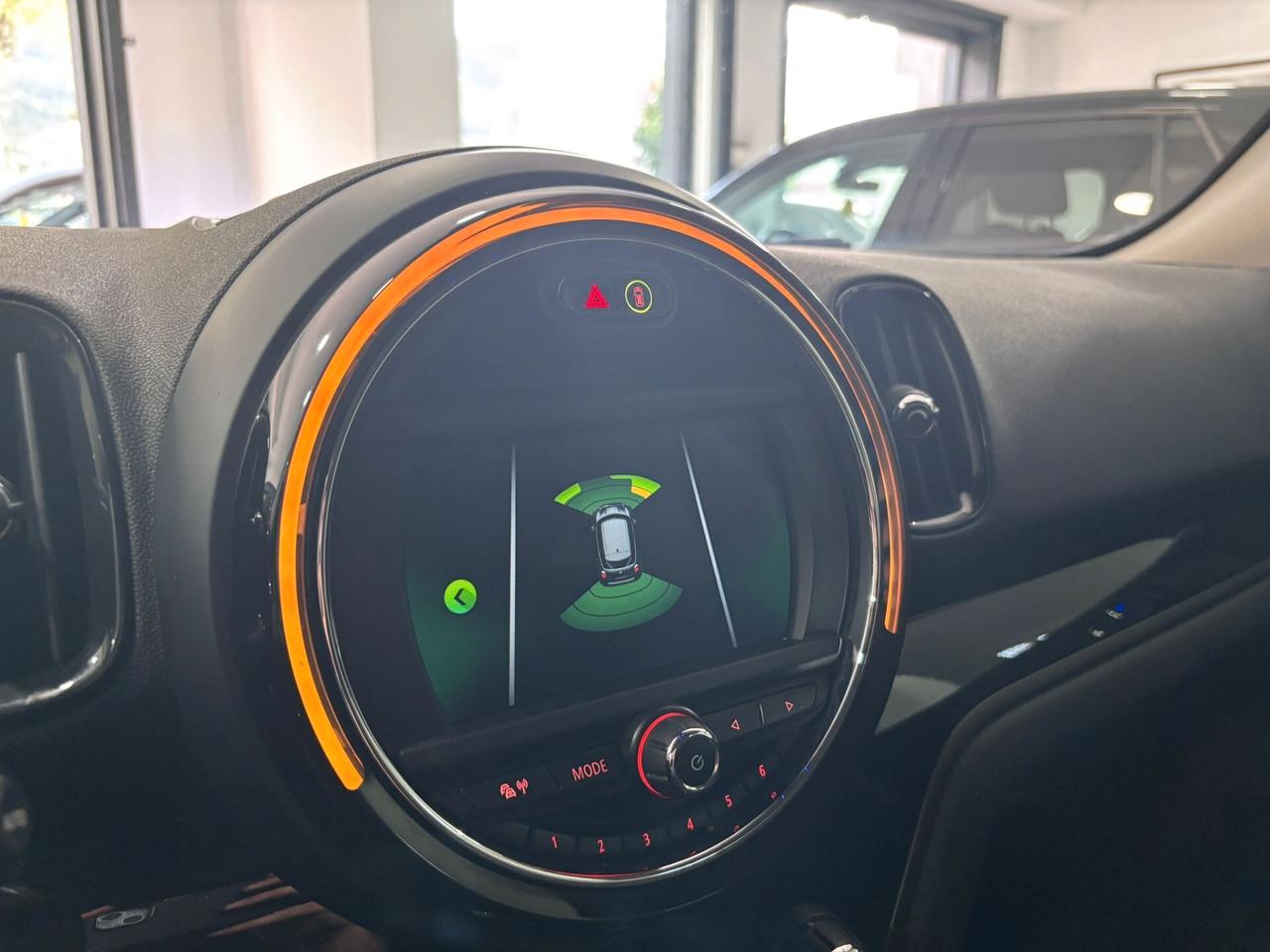 MINI COUNTRYMAN COOPER SE ALL4 NAVI-LED