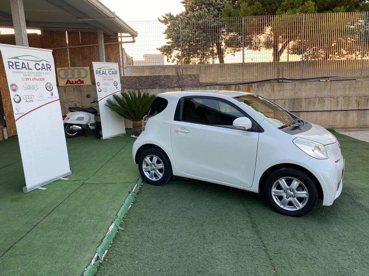 Toyota iQ Clima Benzina Neopatentati