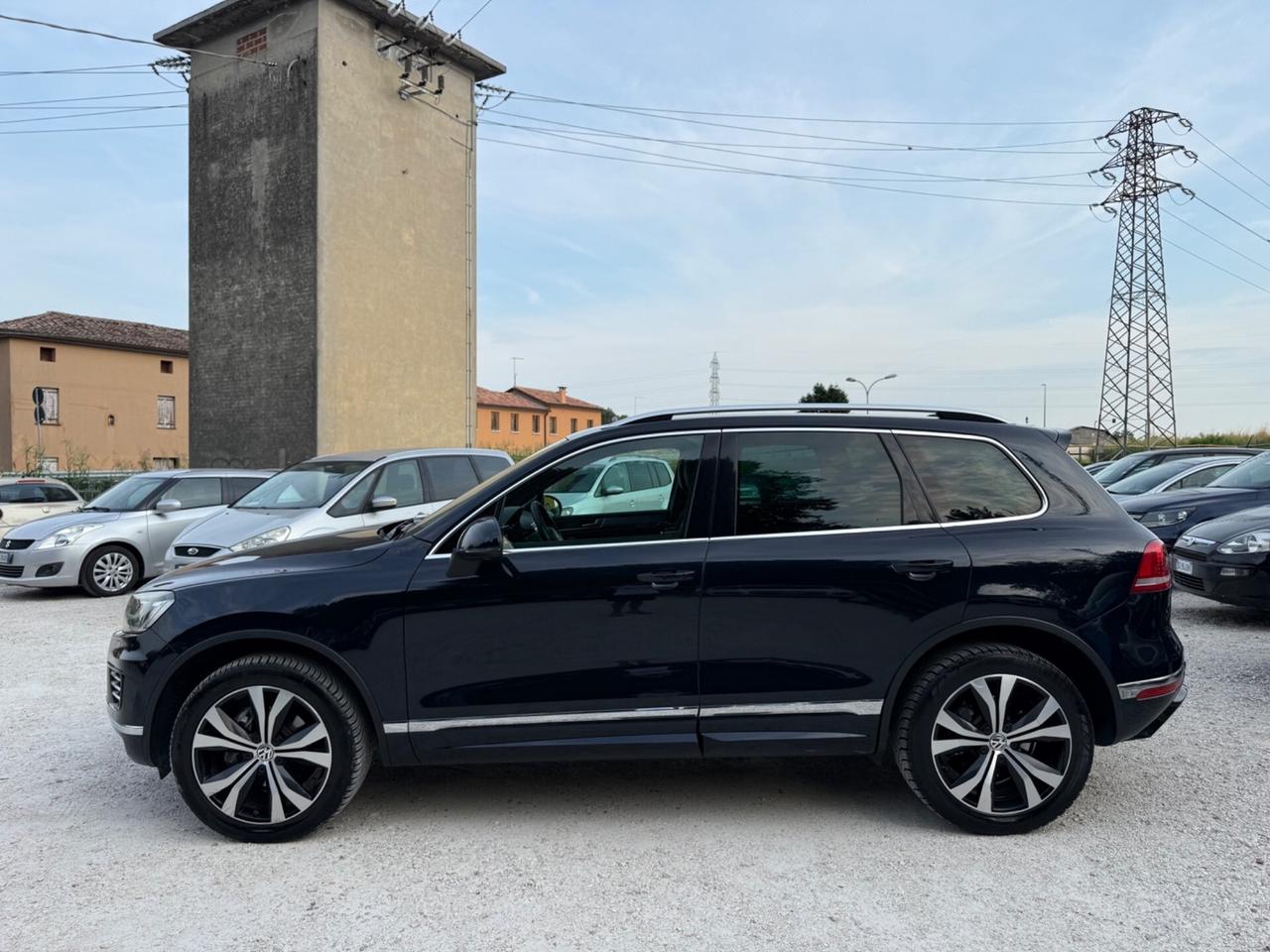 Volkswagen Touareg 3.0 TDI 262 CV R-Line