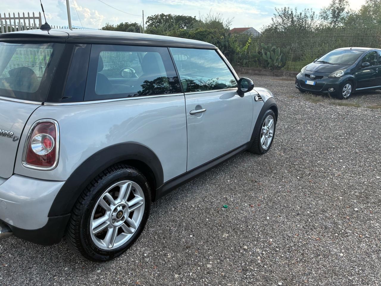 Mini One 1.6 Cooper D 112cv - 2011