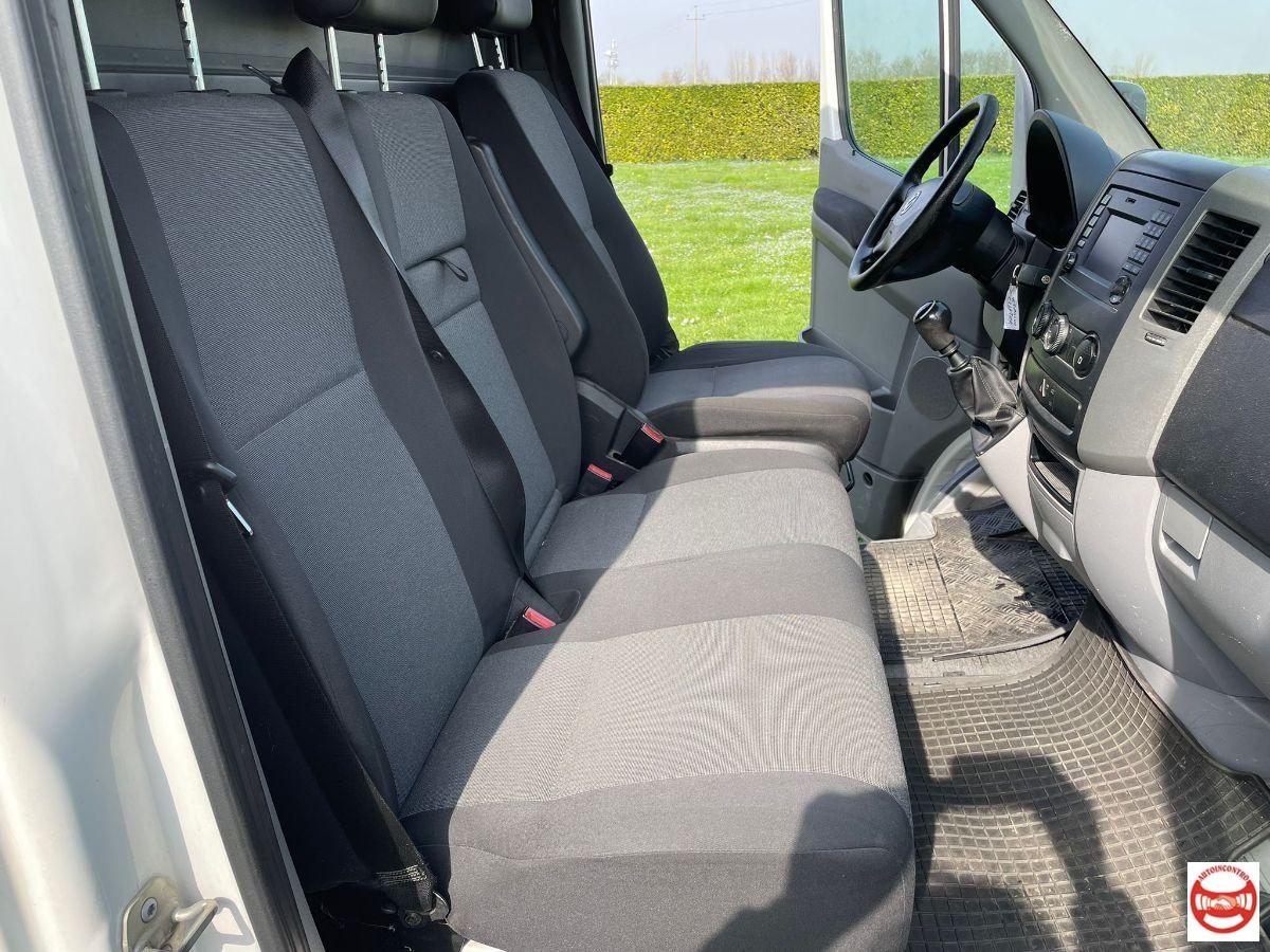 VOLKSWAGEN crafter 35 2.0 tdi 136cv business p.m. crafter 35 2.0 tdi 136cv business p.m.