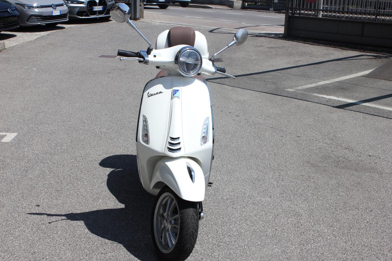 Piaggio Vespa 125 Primavera COME NUOVA