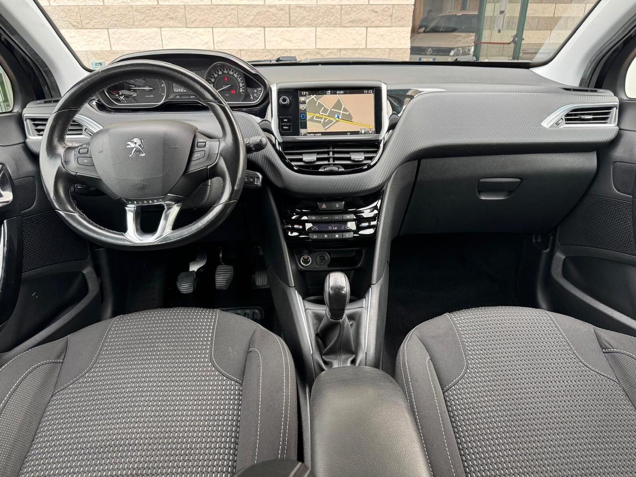 Peugeot 208 PureTech 82 5 porte Allure