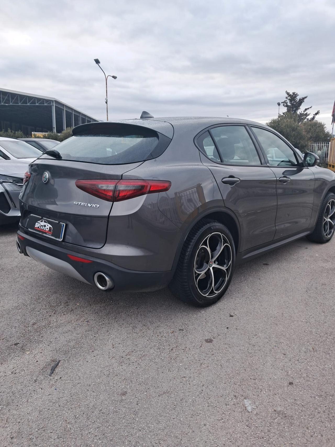 Alfa Romeo Stelvio 2.2 Turbodiesel 210 CV AT8 Q4 Business