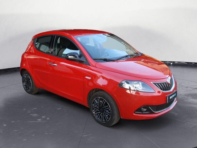 Lancia Ypsilon 1.0 FireFly 5 porte S&S Hybrid Silver