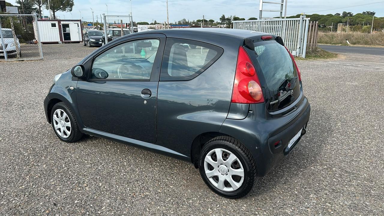 Peugeot 107 1.0 68CV 5p. Sweet Years