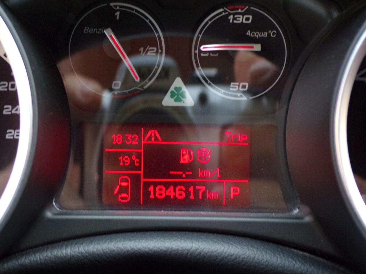 ALFA ROMEO GIULIETTA SECONDA SERIE QUADRIFOGLIO VERDE 241CV DEL 2015