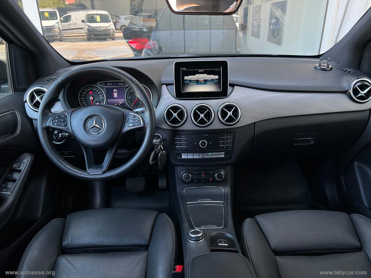 MERCEDES-BENZ B 180 d Automatic Executive