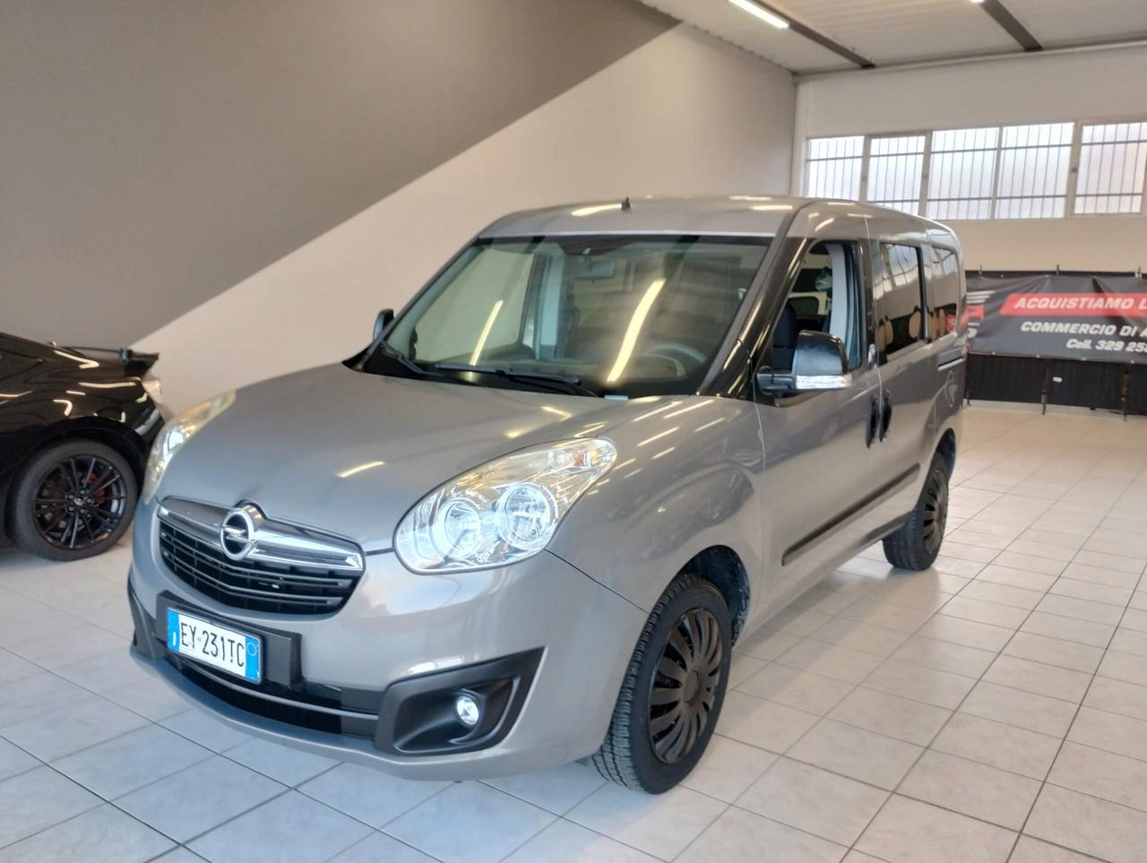 Opel Combo 1.4 95CV PC-TA Cosmo 123.000KM