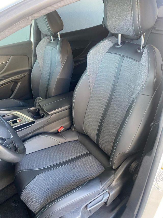 PEUGEOT 3008 BlueHDi 130 S&S EAT8 Active Pack