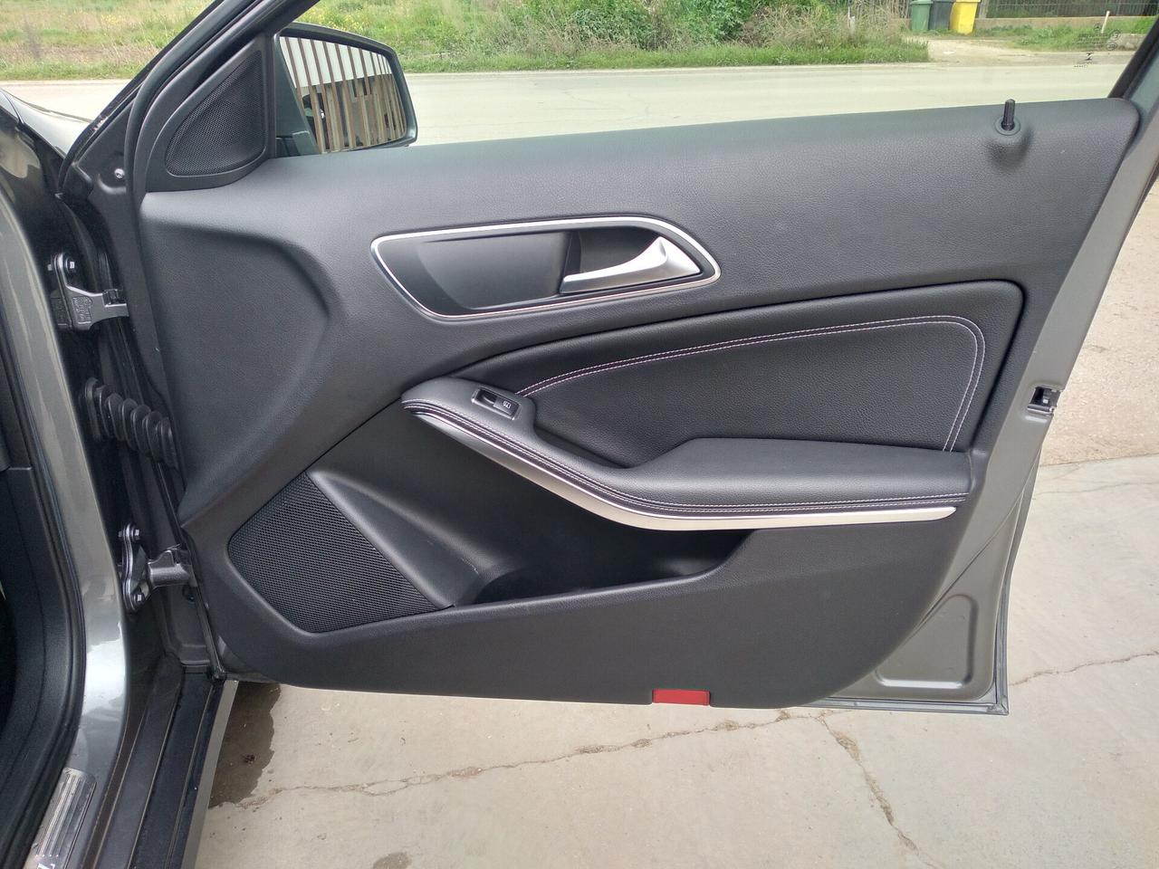 Mercedes-benz GLA 200 CDI Sport