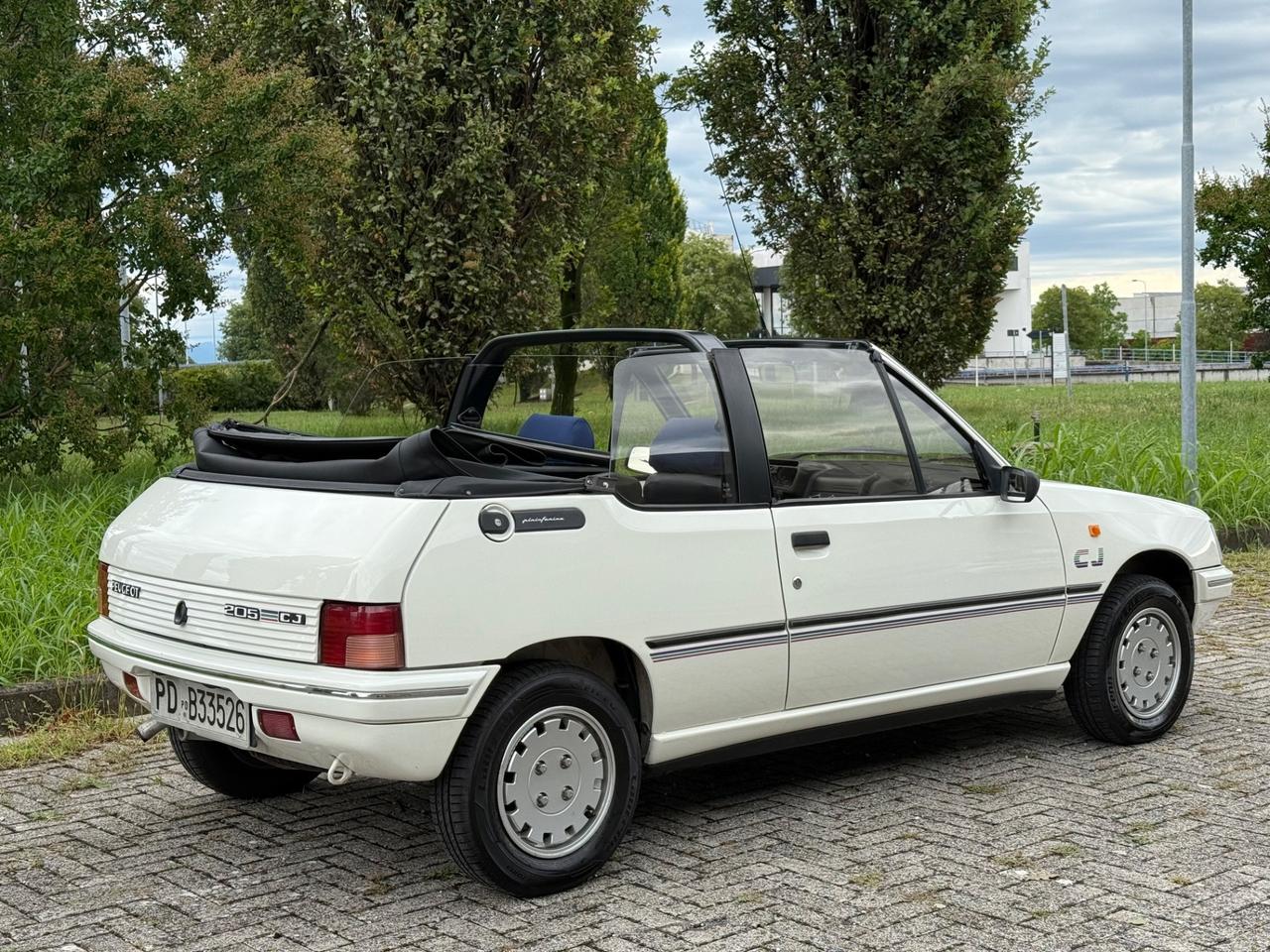 Peugeot 205 1.1i cat Cabriolet CJ