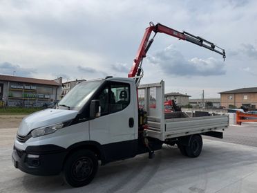 Iveco Daily 35C16 cassone fisso con gru FASSI F32A
