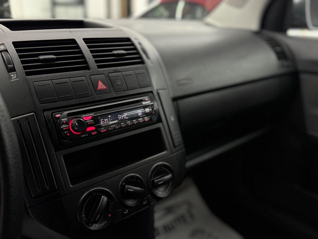 Volkswagen Polo 1.4 TDI Full Optional