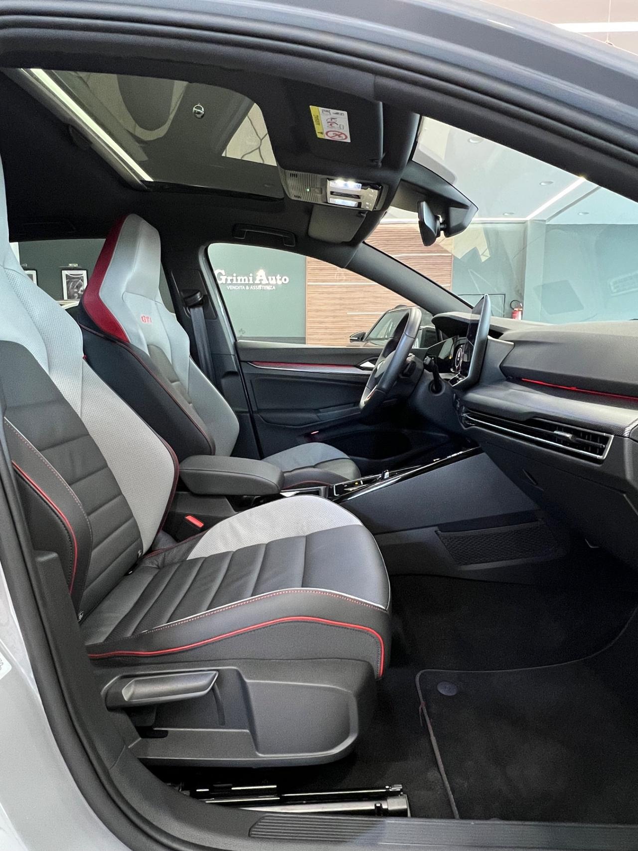 Volkswagen Golf 8.5 GTI 2.0 TSI DSG