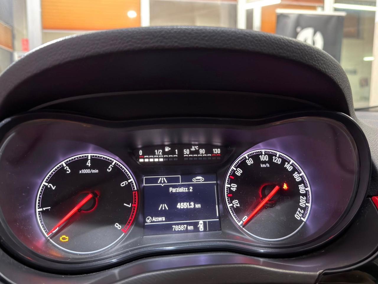 Opel Corsa 1.4 90CV GPL Tech 5 porte Innovation