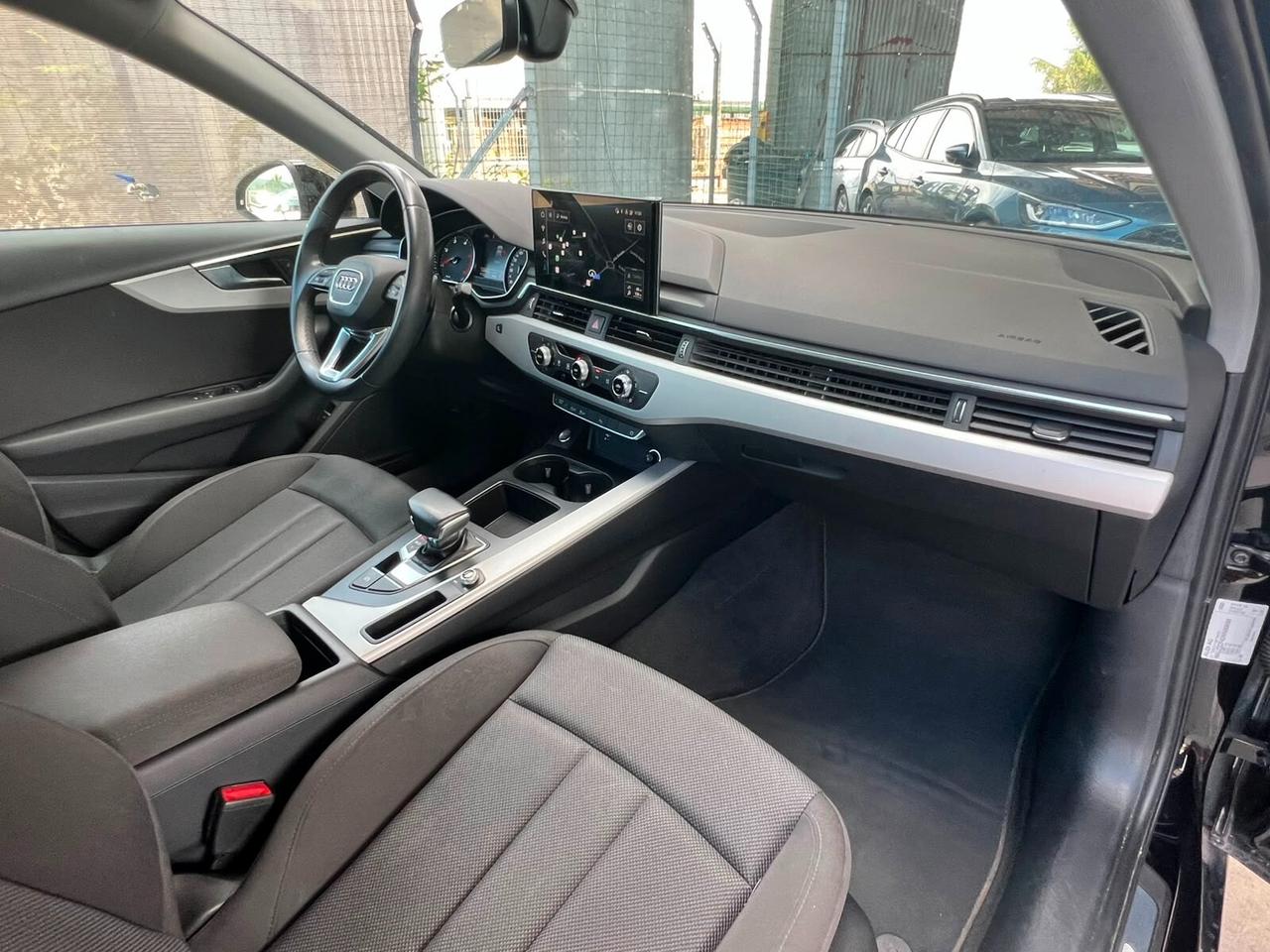 Audi A4 40 TDI S tronic Business