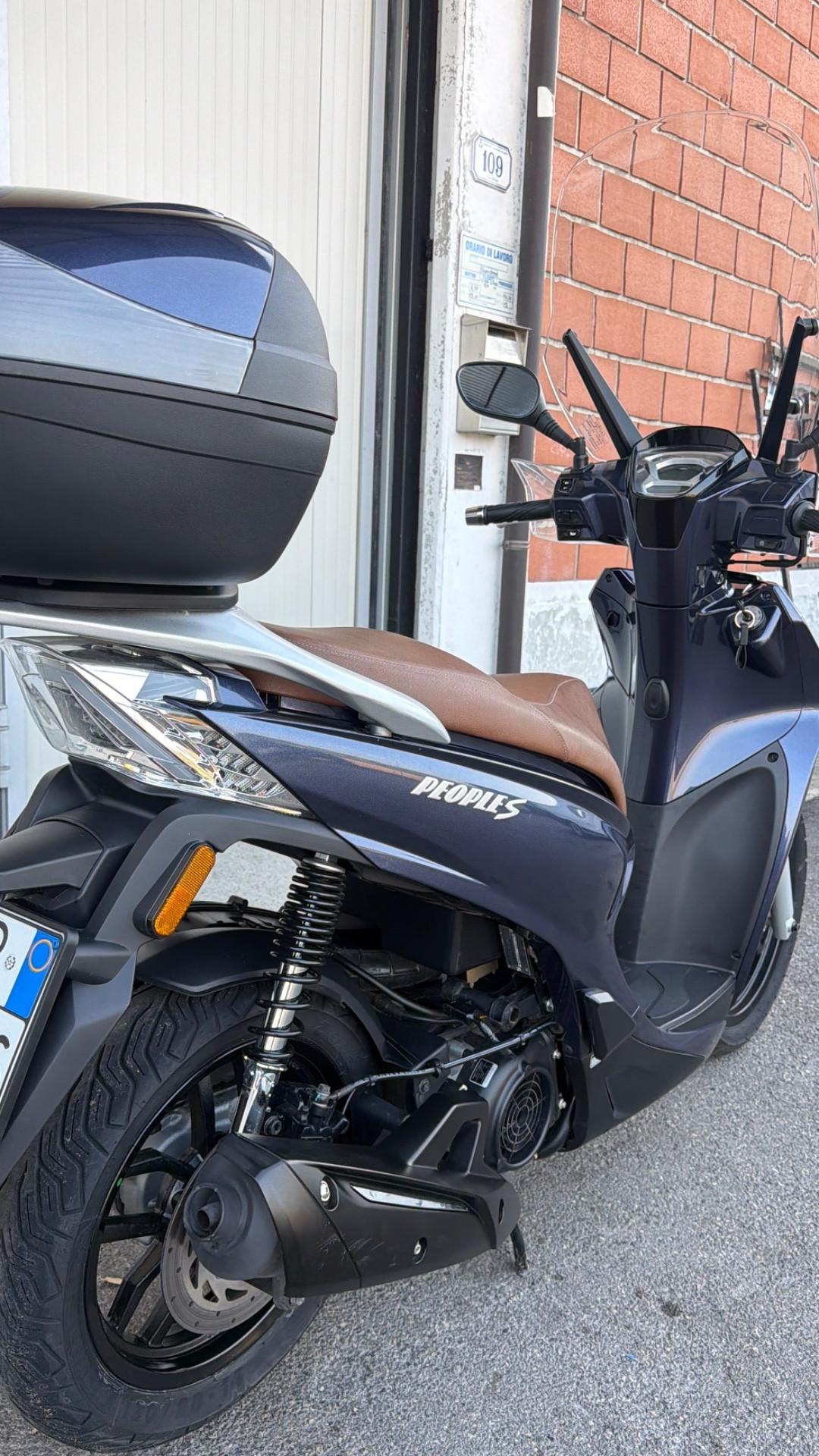 Kymco People 150 S