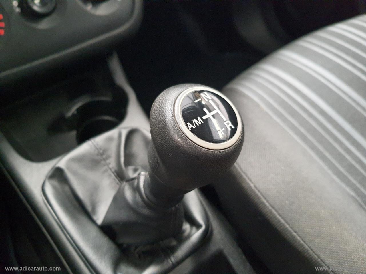 FIAT Punto 1.4 S&S 8V Dualogic 5p. Lounge