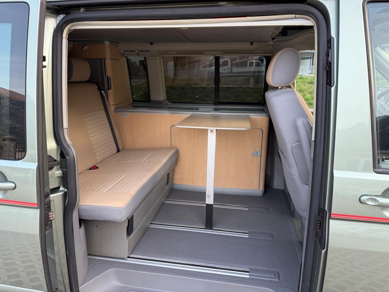 Volkswagen CALIFORNIA 2.5Tdi CAMPER. WESTFALIA.ASI