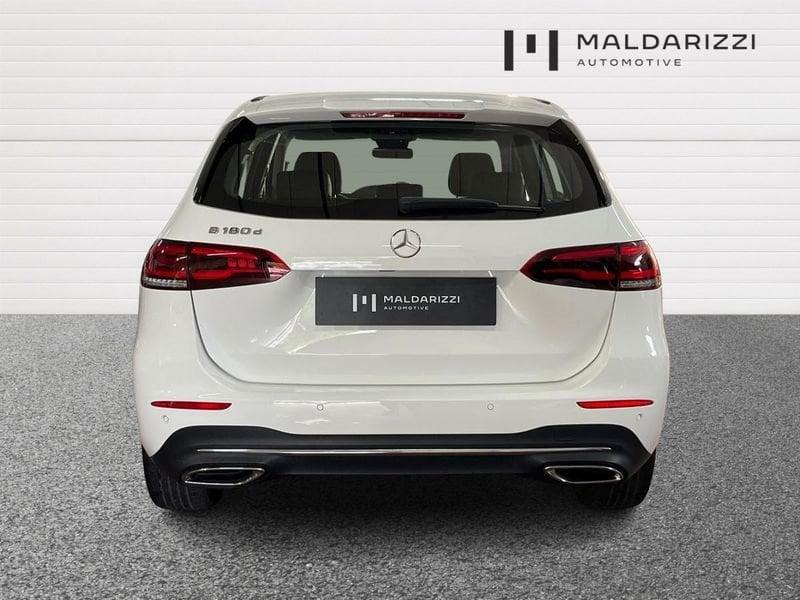 Mercedes-Benz Classe B - W247 2018 B 180 d Sport Plus auto