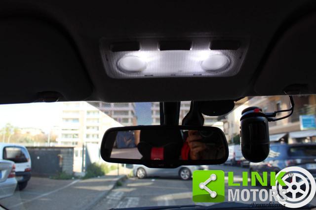 TOYOTA Yaris 1.5 Hybrid 5 porte Active cambio automatico