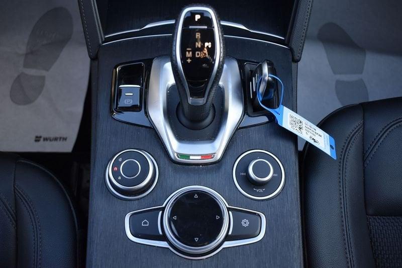 Alfa Romeo Stelvio Stelvio 2.2 Turbodiesel 190 CV AT8 Q4 Super