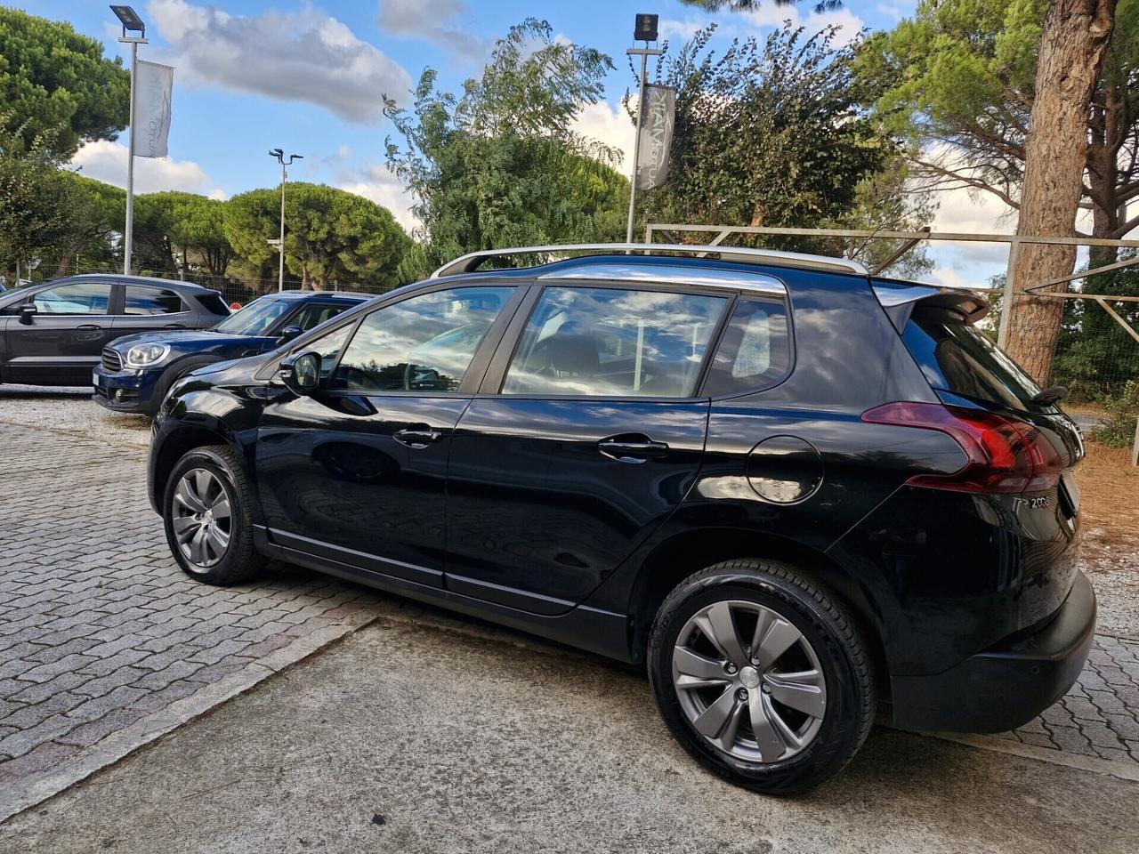 Peugeot 2008 1.2 49000KM-Cinghia Nuova-12/2019