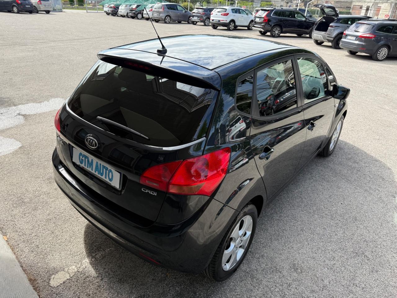 Kia Venga 1.4 CRDi 90CV - Neopatentati